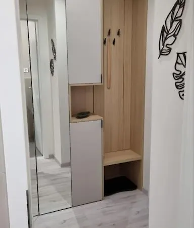 M&m1 Near Center With Free Parking - Ac 公寓 科希策