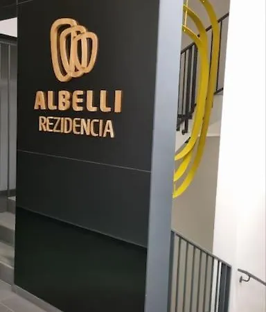 M&m1 Near Center With Free Parking - Ac 科希策